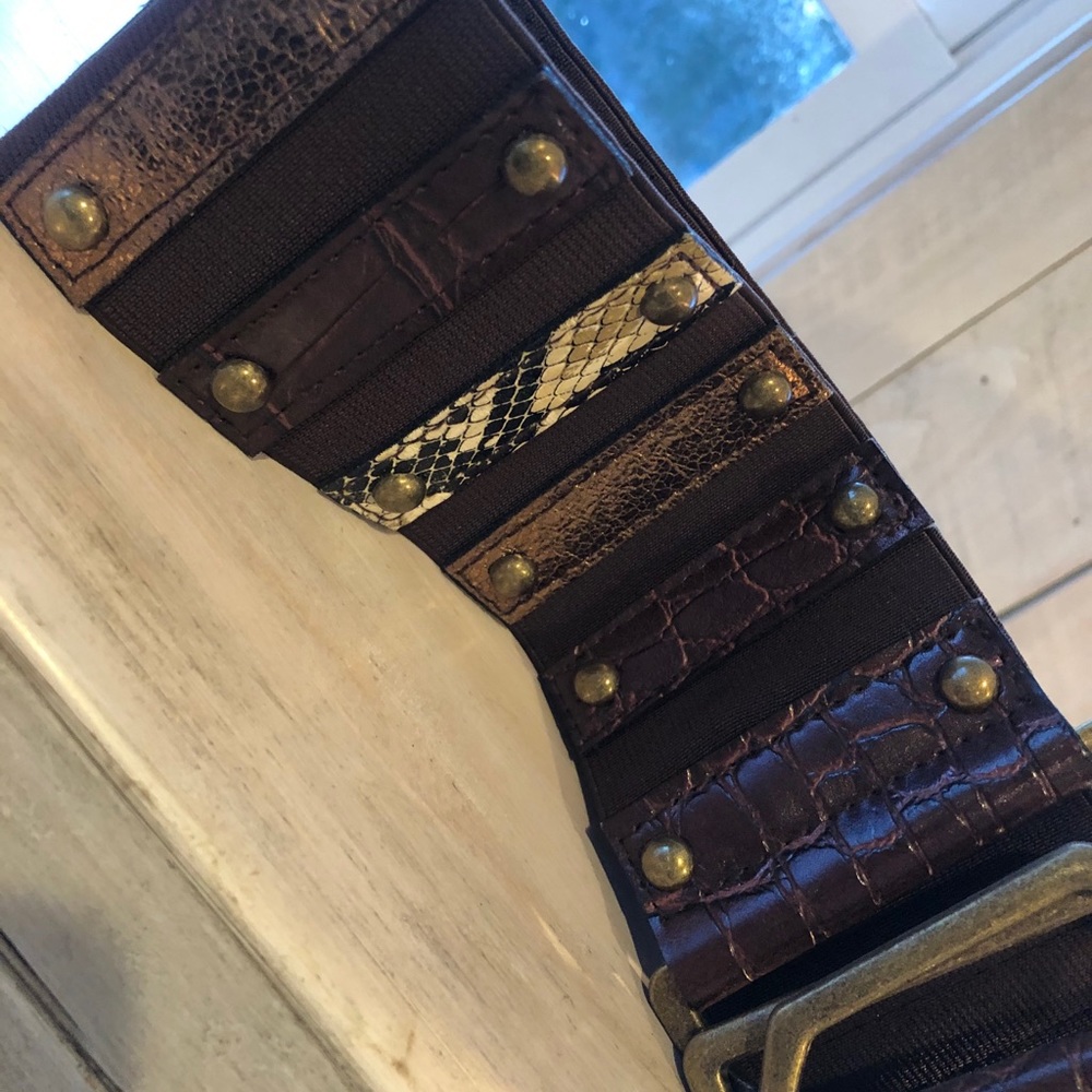 Jessica Simpson .....belt - Picture 14 of 16